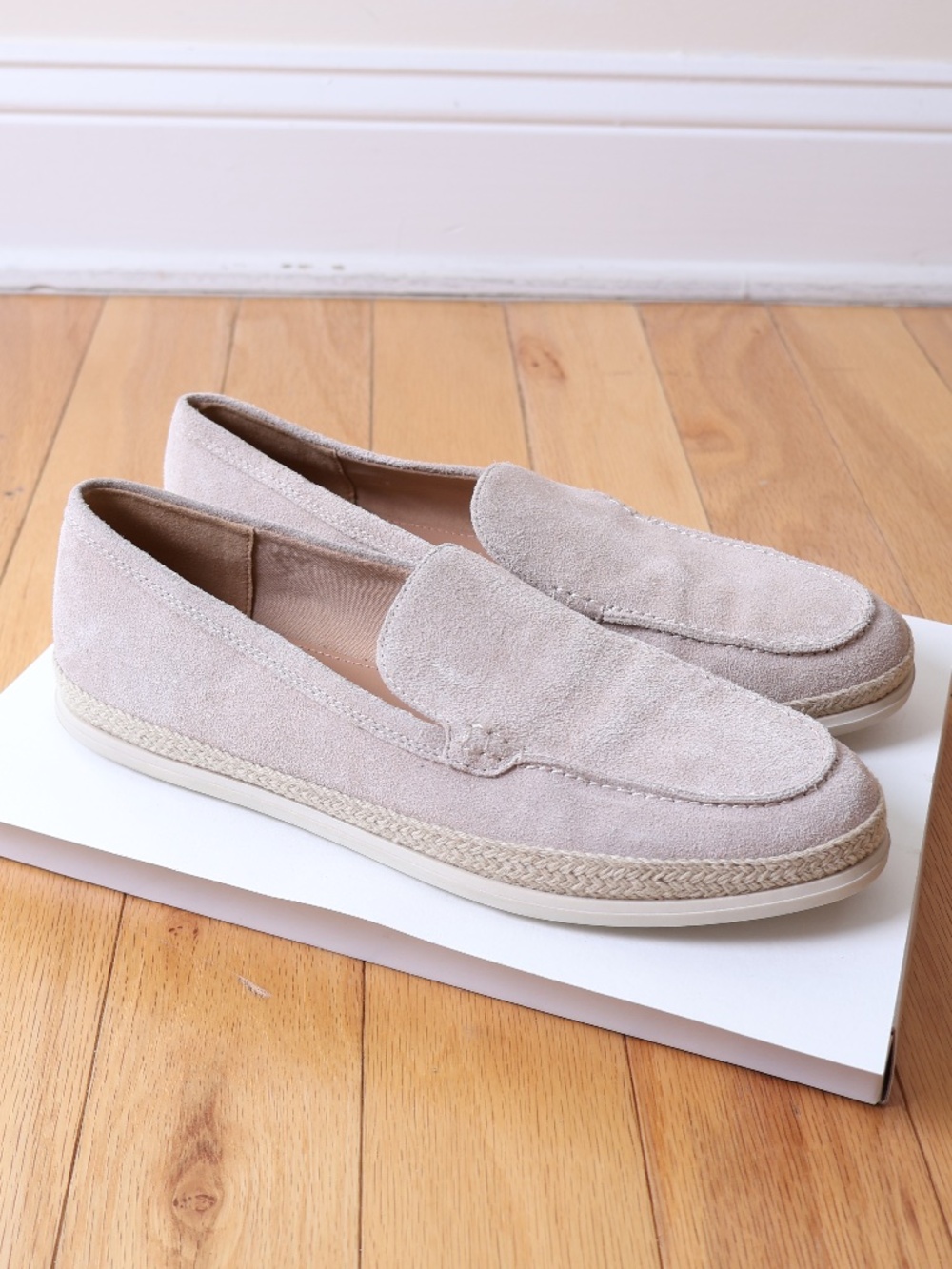Marc Fisher Beige Taupe Suede Espadrille Loafers Slip On Flats Size 8.5 Business